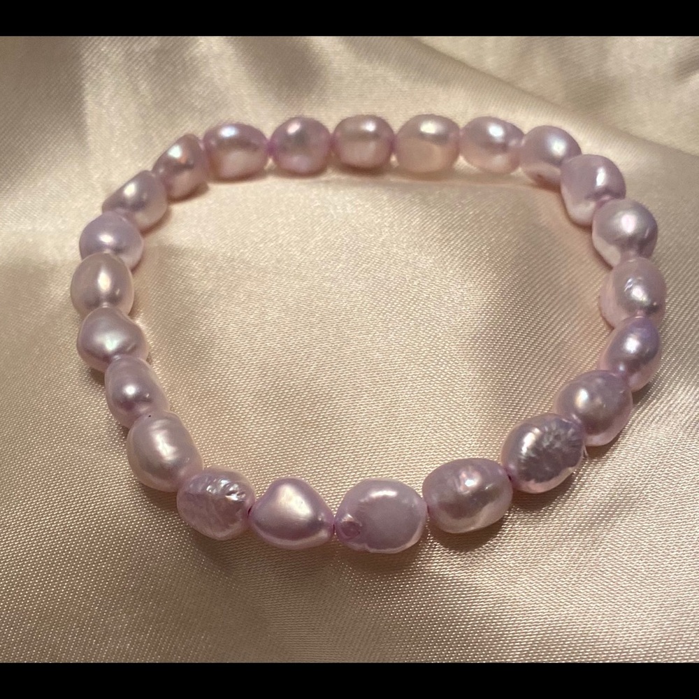 Pearl Stretch Bracelet